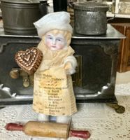 ÄLTERES KUPFERFÖRMCHEN AUS DER PUPPENKÜCHE