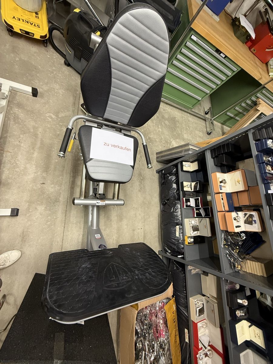 Hometrainer: Multistation TuffStuff Home Gym mit Beinpresse – Usato da Seuzach venduto da ann_w2zc 4