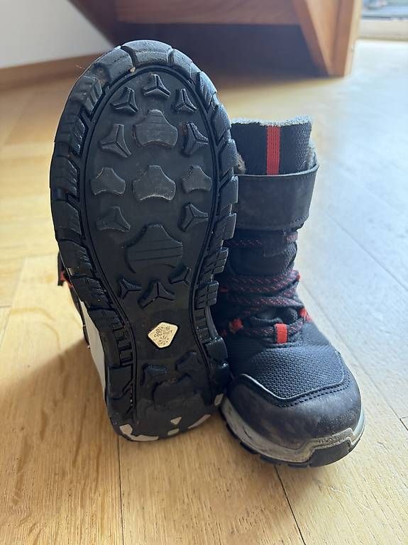 Decathlon Scarpe per ragazzi: Decathlon Winterstiefel, Gr. 31 – Usato da Zürich venduto da sanookmai 1