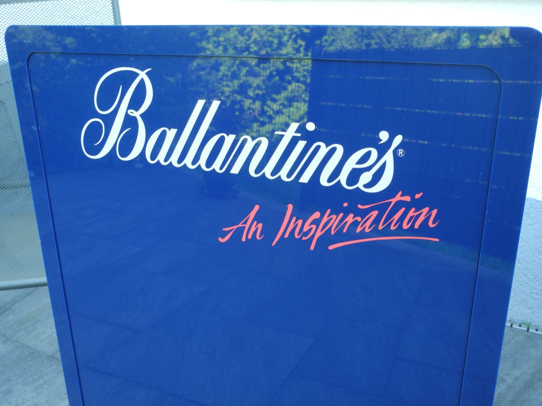 Insegne: XL BALLANTINES WERBUNG – Usato da Reinach AG venduto da Huckleberrysix 7