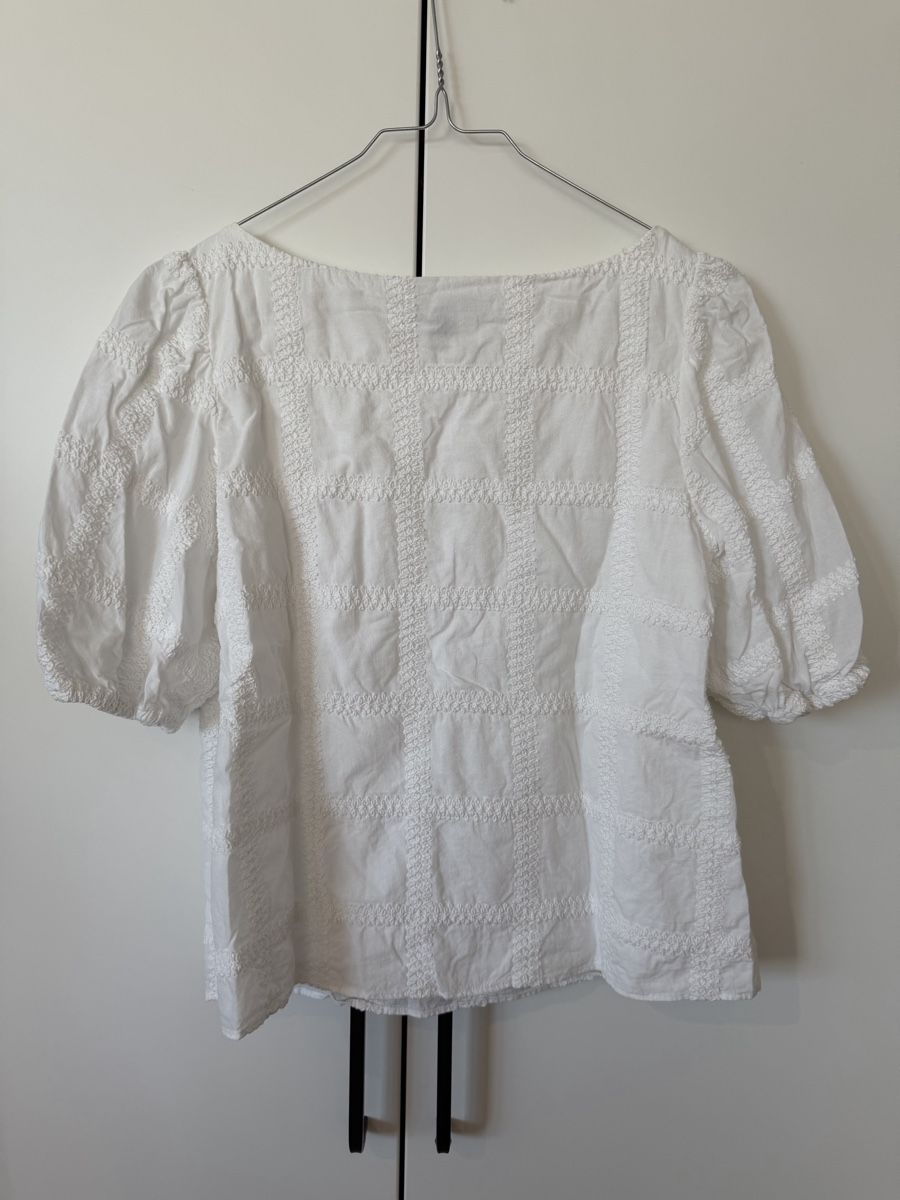 Blusen: Ann Taylor White Puff Sleeve Top, Size Small Petite – Gebraucht aus Brugg AG von Winter789 2