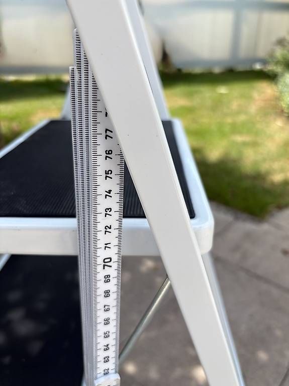 Scale: Trittleiter, neuwertig, weisses Metall – Usato da Dübendorf venduto da nerino03 1