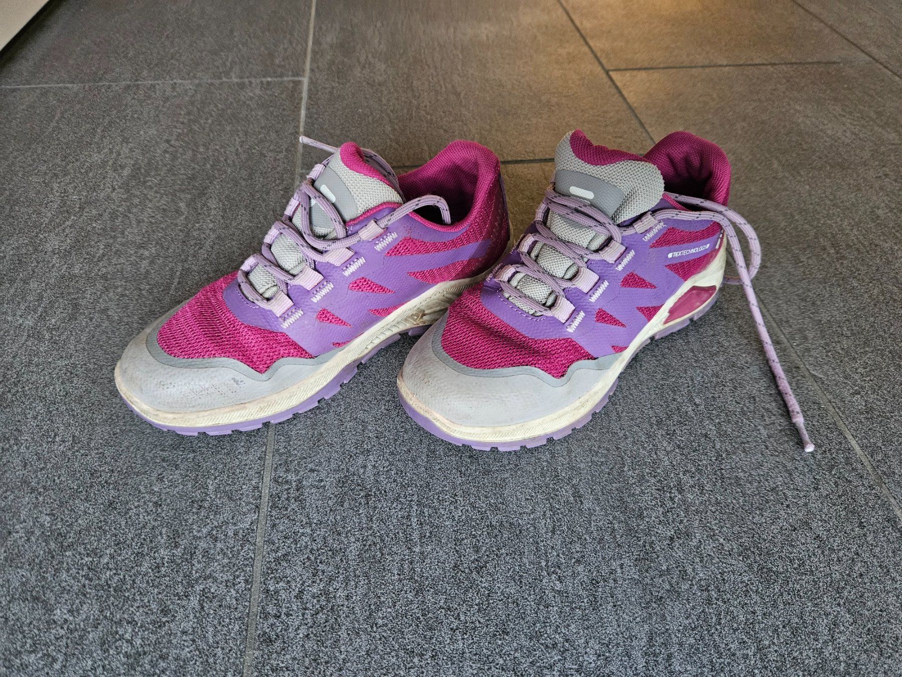 Schuhe für Mädchen: Schuhpaket 3 Paar, Grösse 33/34 – Gebraucht aus Winterthur von Dage01 2