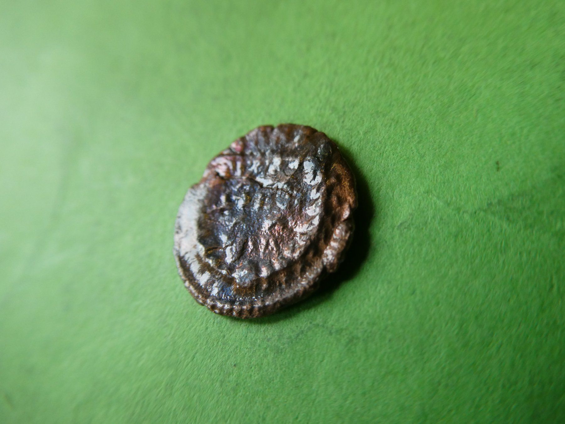Tutti le monete: uralte Bronzemünze  15 mm     1.10 g – Usato da Hinterforst venduto da Rohusri 3