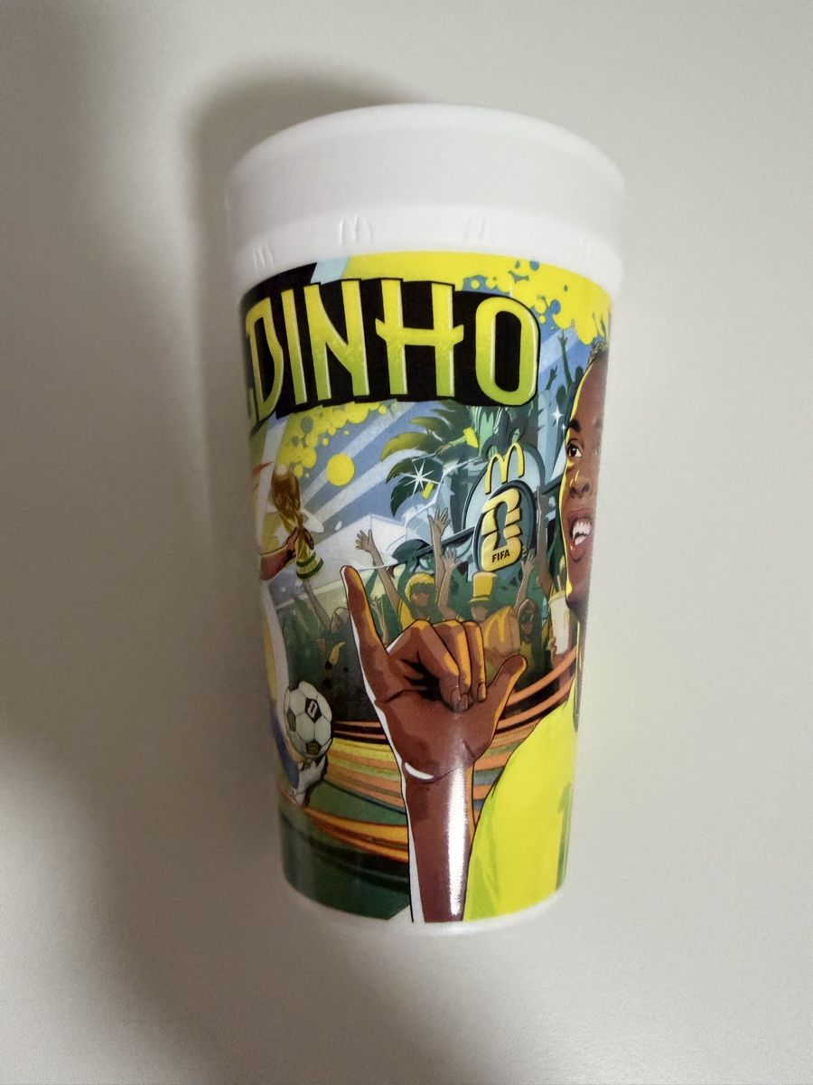 Contenitori & Simili: Ronaldinho McDonalds Becher neu – Nuovo (secondo la descrizione) da Urdorf venduto da Maeneli90 1