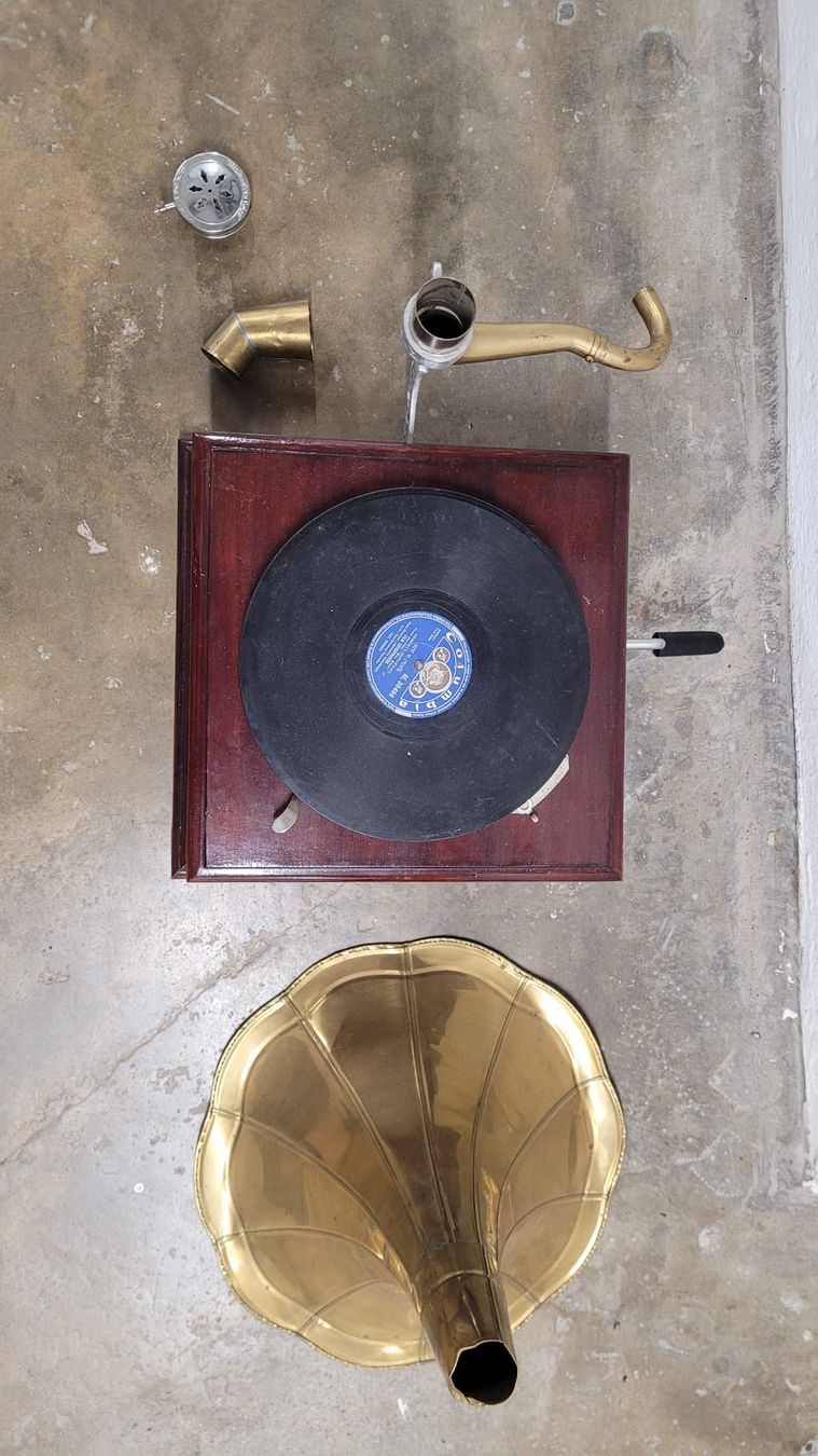 Giradischi: Grammophon – Usato da Luzern venduto da Calyx94