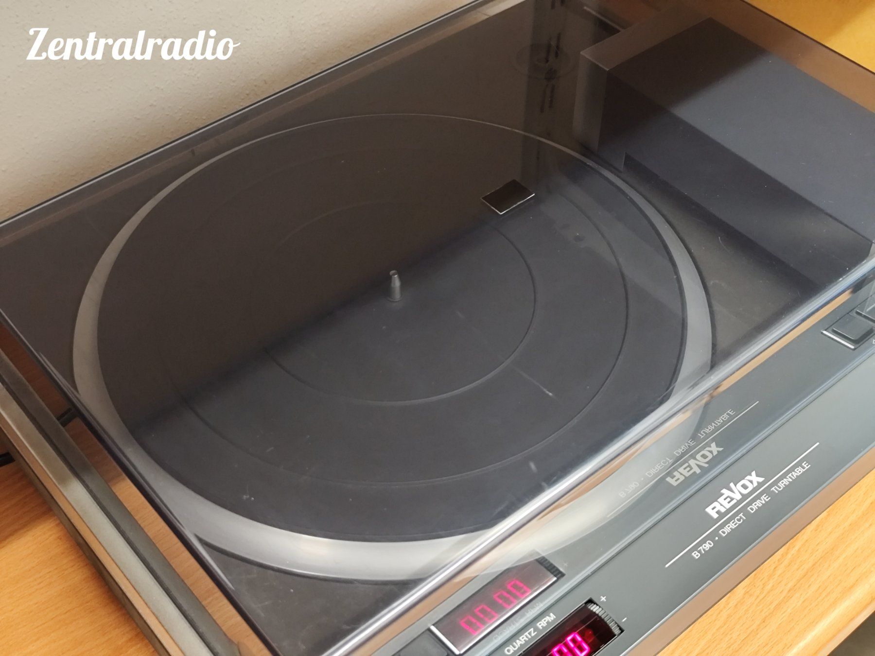 Plattenspieler: Revox B790 Plattenspieler – Gebraucht aus Zürich von Zentralradio 1