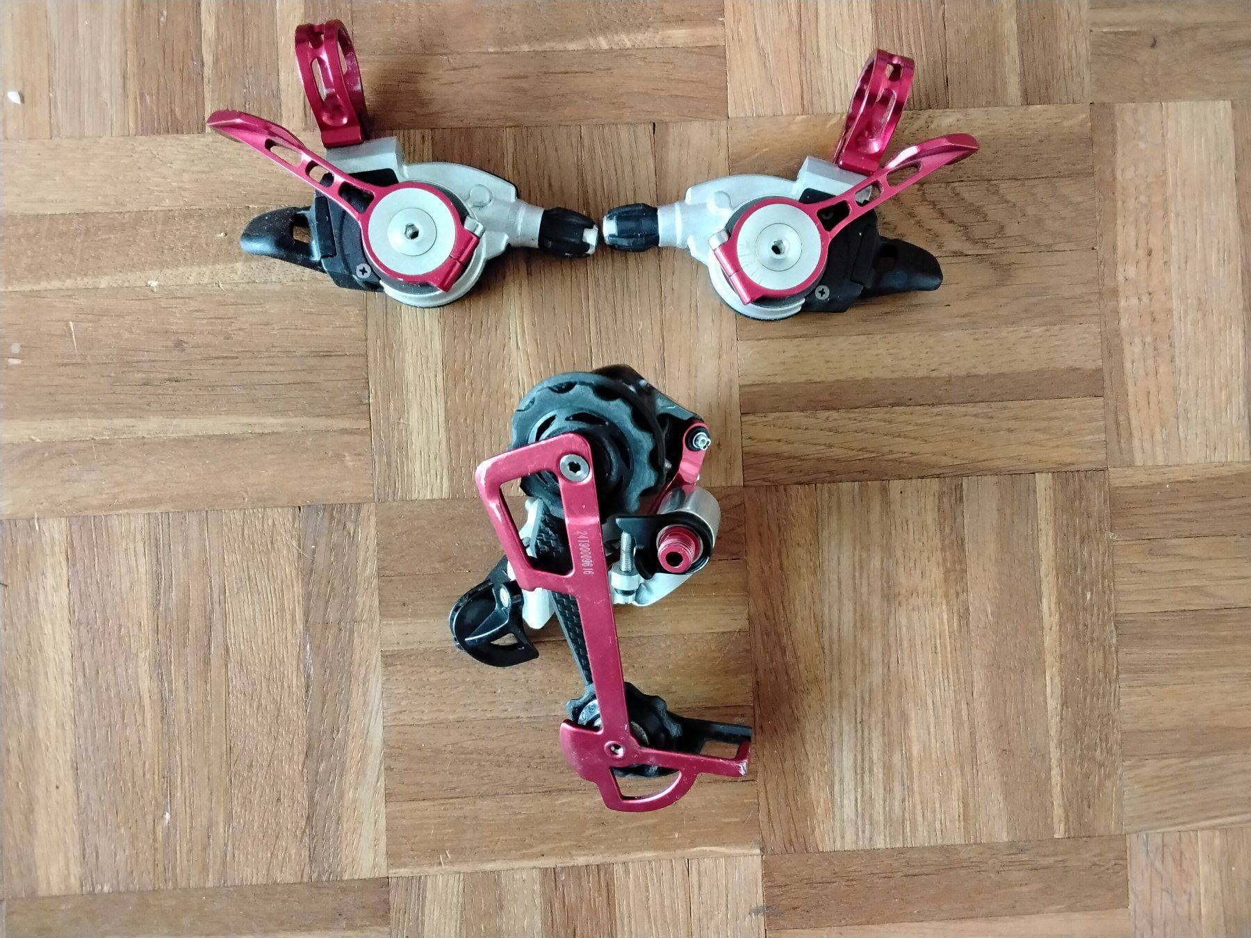 Sram Pezzi di ricambio: Sram X0 Trigger 3x9fach & Schaltwerk rot – Usato da Lohn-Ammannsegg venduto da analogis 1