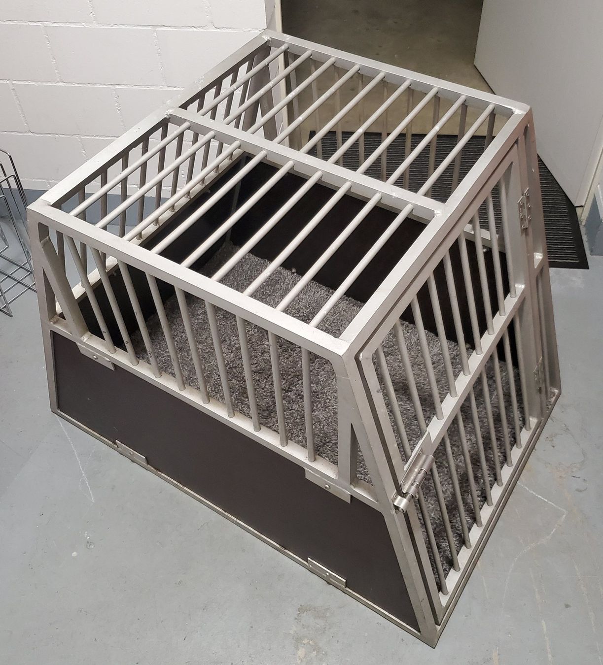 Gabbie, trasporto & Sicurezza: Hundebox – Usato da Matzingen venduto da Tbone73 1
