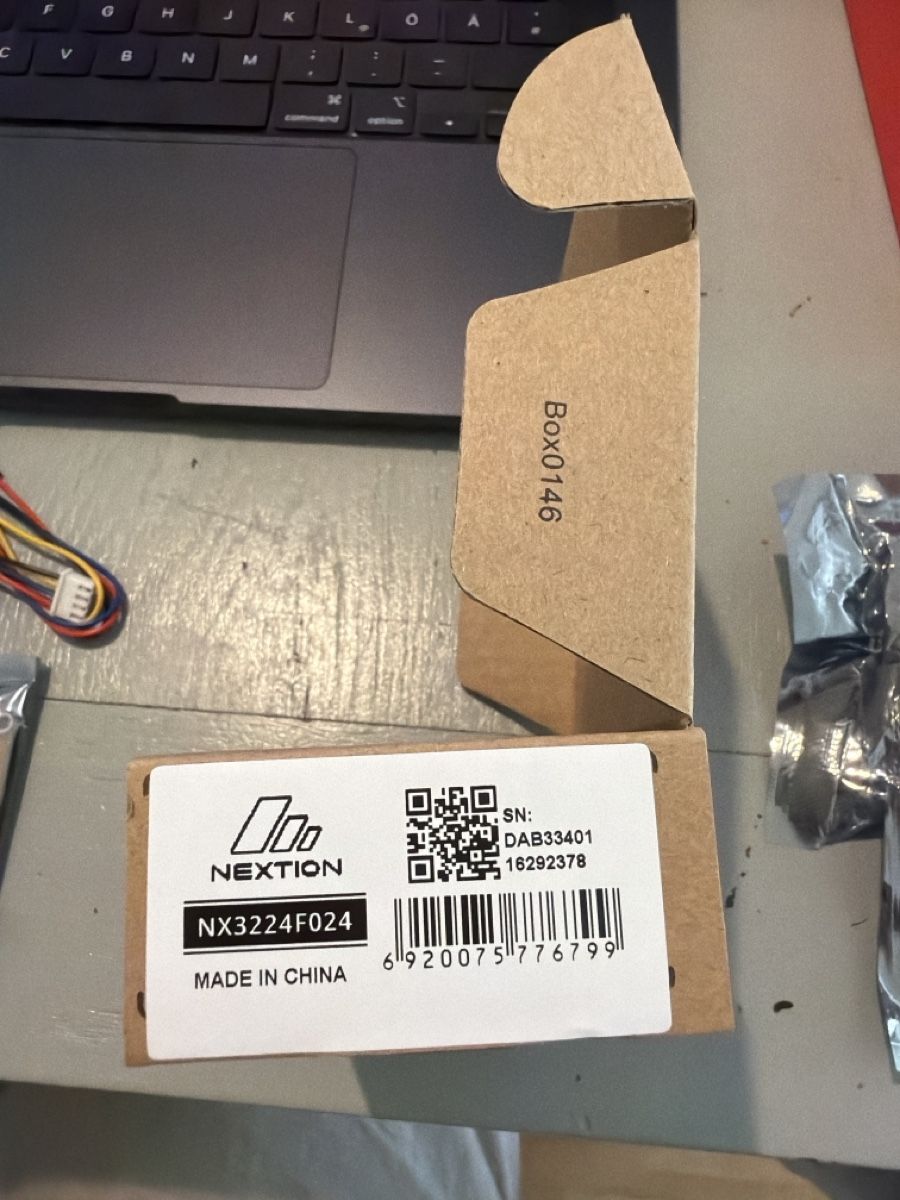Componenti elettronici: Nextion 2.4in Touch Display  – Nuovo e nell'imballaggio originale da Zürich venduto da ceinem 1