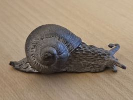 Schnecken-Miniatur (Weinbergschnecke) aus Zinn