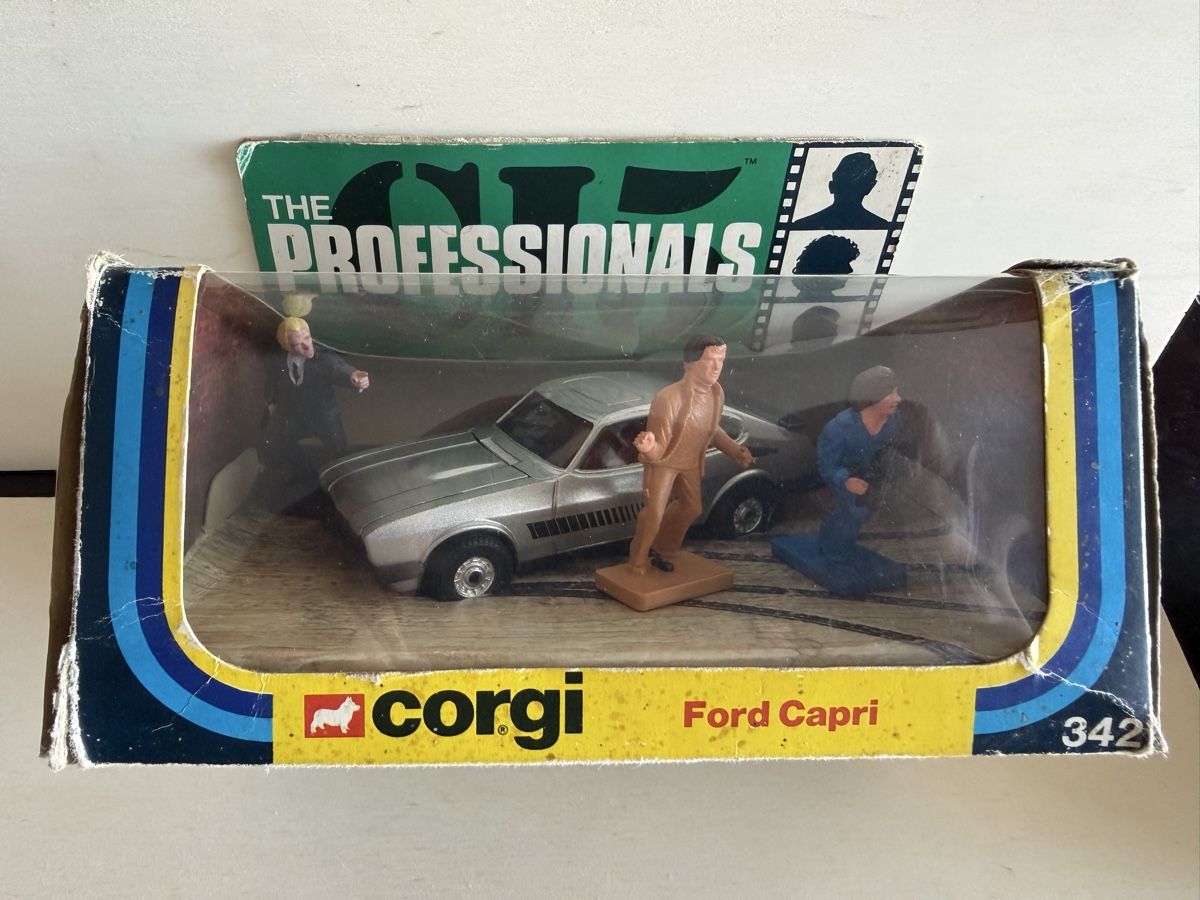 Corgi Toys Modellini d'auto: Corgi Ford Capri 342 The Professionals Boîte abîmée – Usato da Evionnaz venduto da eriba430 1