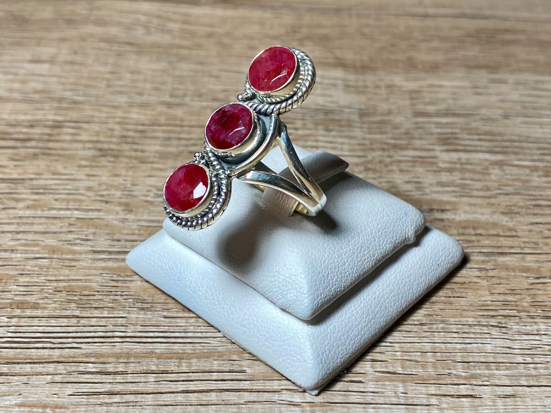 Ringe: Moderner orientalischer Silberring mit natürlichem Rubin – Neu und originalverpackt aus Laax von Kiki_Kingdom3 4