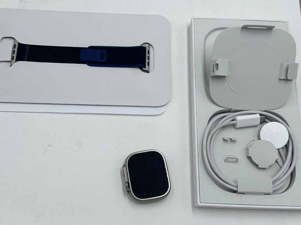 Apple Smartwatch: APPLE  Watch Ultra 2 GPS + Cellular, 49mm Titangehäuse – Usato da Birmenstorf AG venduto da Distronics_SchweizAG 1