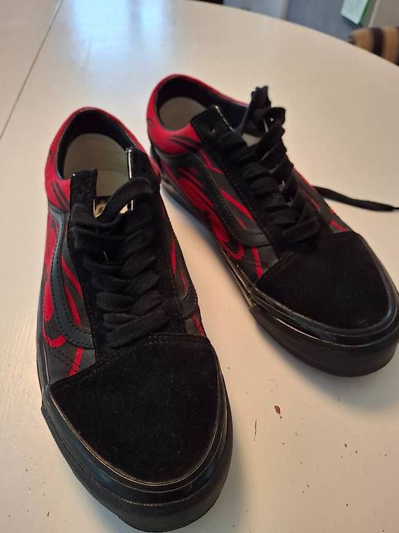 Scarpe da uomo: Vans Turnschuhe – Usato da Horgen venduto da Ursi011 1