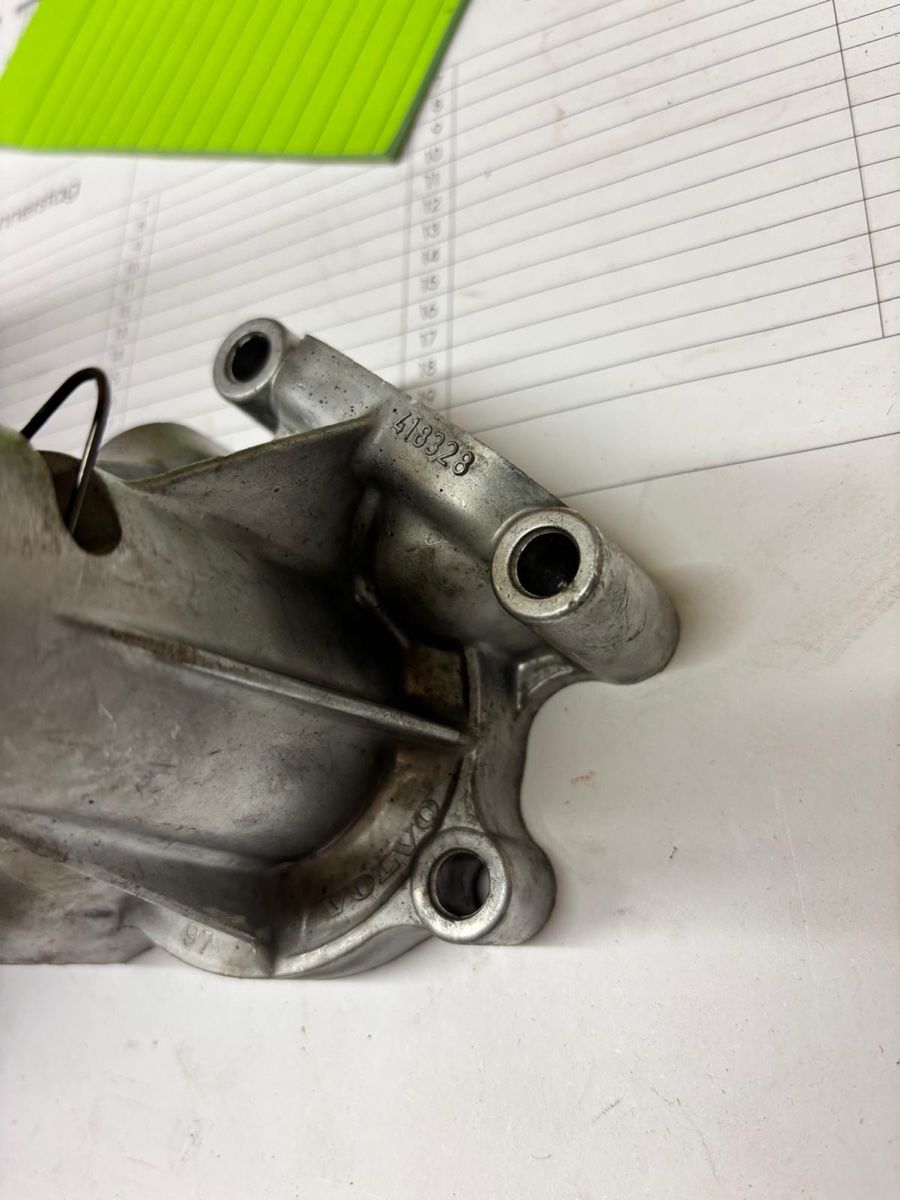 Tutti pezzi di ricambio auto: VOLVO Wasserpumpe NOS – Usato da Mörschwil venduto da tweety9402 1