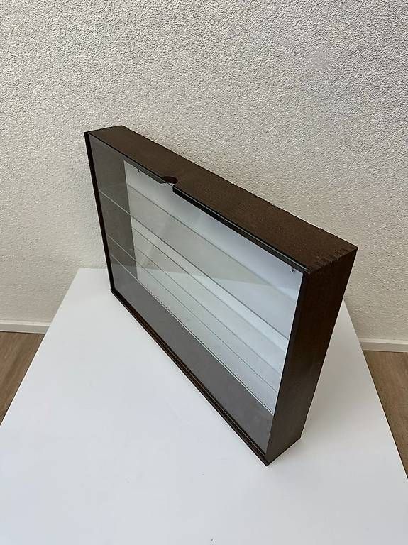 Vetrine: Sammlervitrine aus Holz mit Glass – Usato da Obernau venduto da Arche_Noah_Brocki 3
