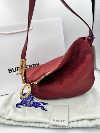 💝 Burberry Tasche small Knight ruby