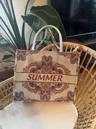 Strandtasche mit Sommermuster bunt neuwertiger Zustand