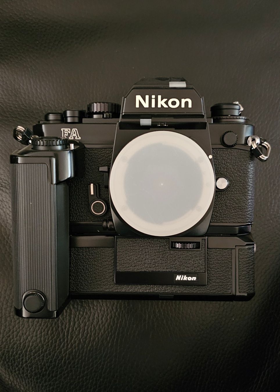 Nikon Appareil photo: Nikon FA – D'occasion à Sissach par JoJi01