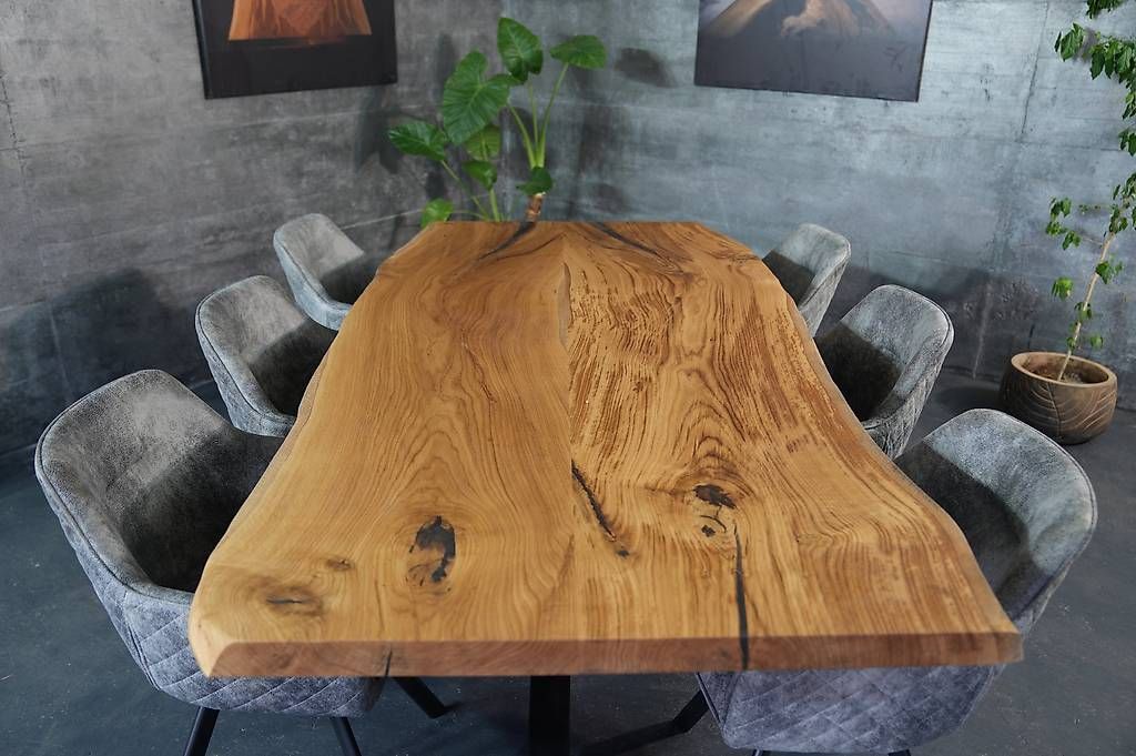 Tavoli: Esstisch aus Eiche massiv - Naturholz mit Charakter – Usato da Walchwil venduto da Swissdesign_Haag