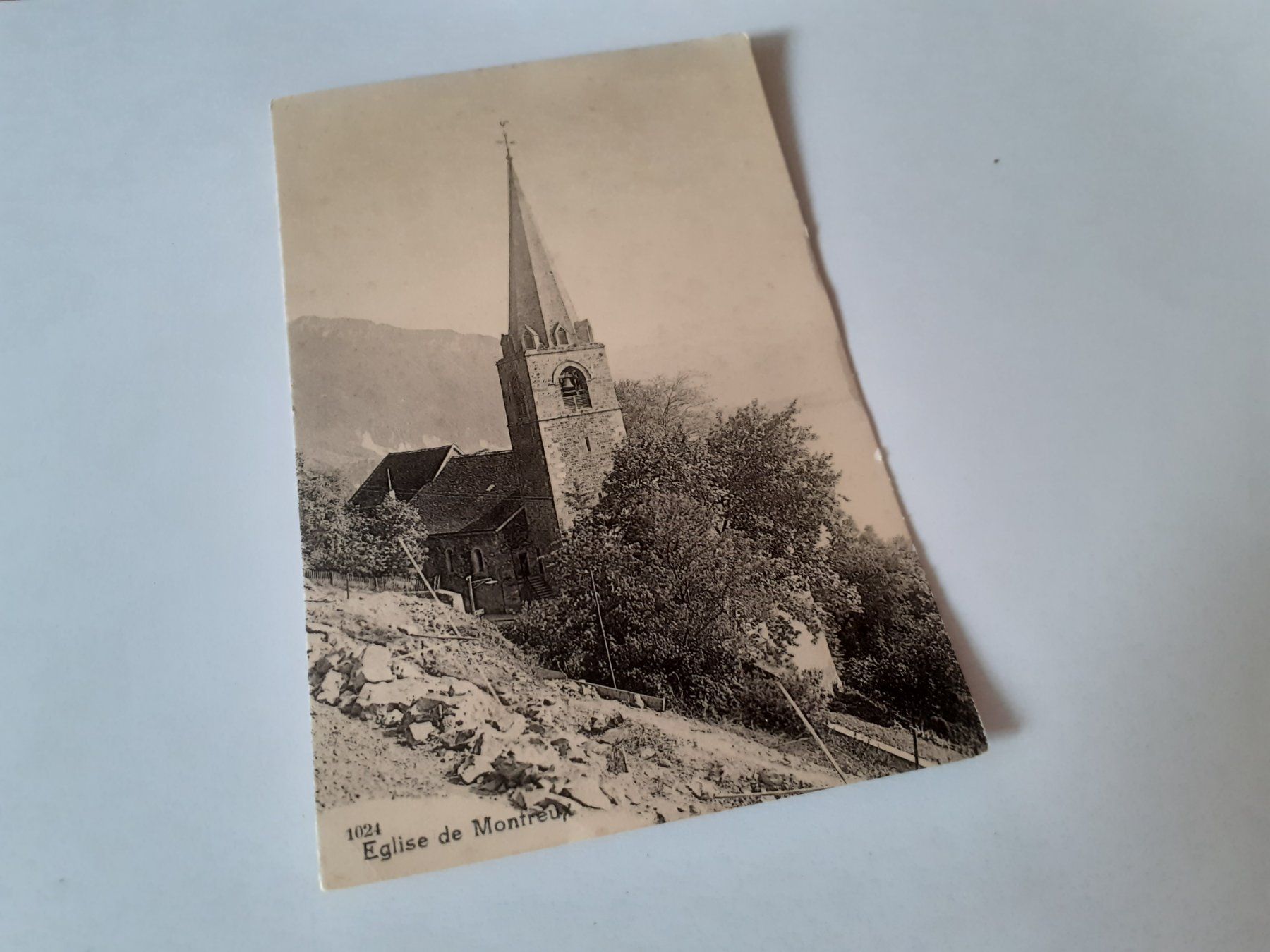 Cartoline postali: EGLISE de MONTREUX – Usato da Winterthur venduto da Ornyx7