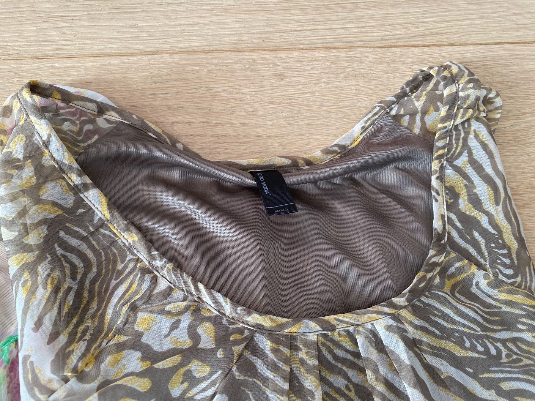 Vero Moda Kleiderpakete: Blusen Damen 5x Gr. S Vero Moda – Gebraucht aus Buhwil von Lin66 2