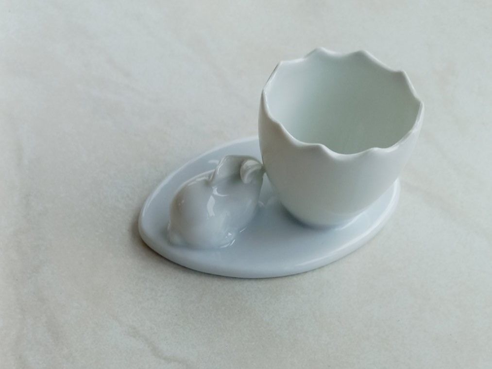 Sonstiges Geschirr: Feustel Porzellan Eivase mit Hase – Neu und originalverpackt aus Winistorf von acreativ 2