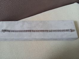Schönes Silber Armband mit Steinen