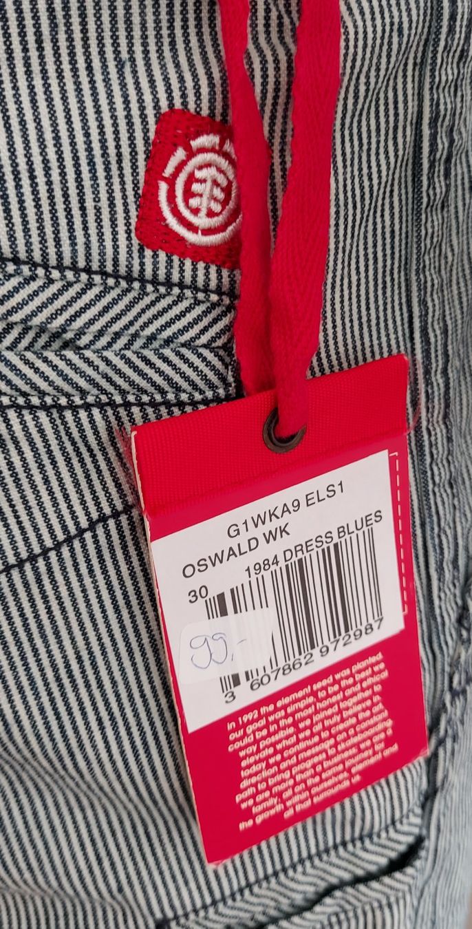 Hosen: Neue coole Element Shorts Gr. 30 – Neu und originalverpackt aus Basel von Mazzo84 4