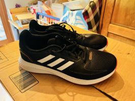 Laufschuhe Grösse 41 1/3 Top Zustand für Sport & Freizeit