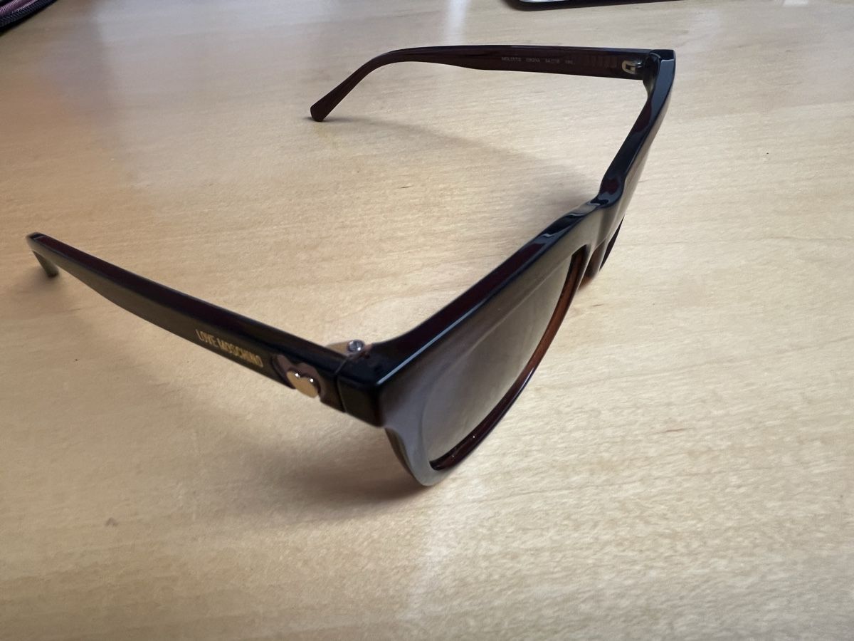 Moschino Occhiali & Lenti: Love Moschine Damen Sonnenbrille – Usato da Neerach venduto da fuz_8d7l 9