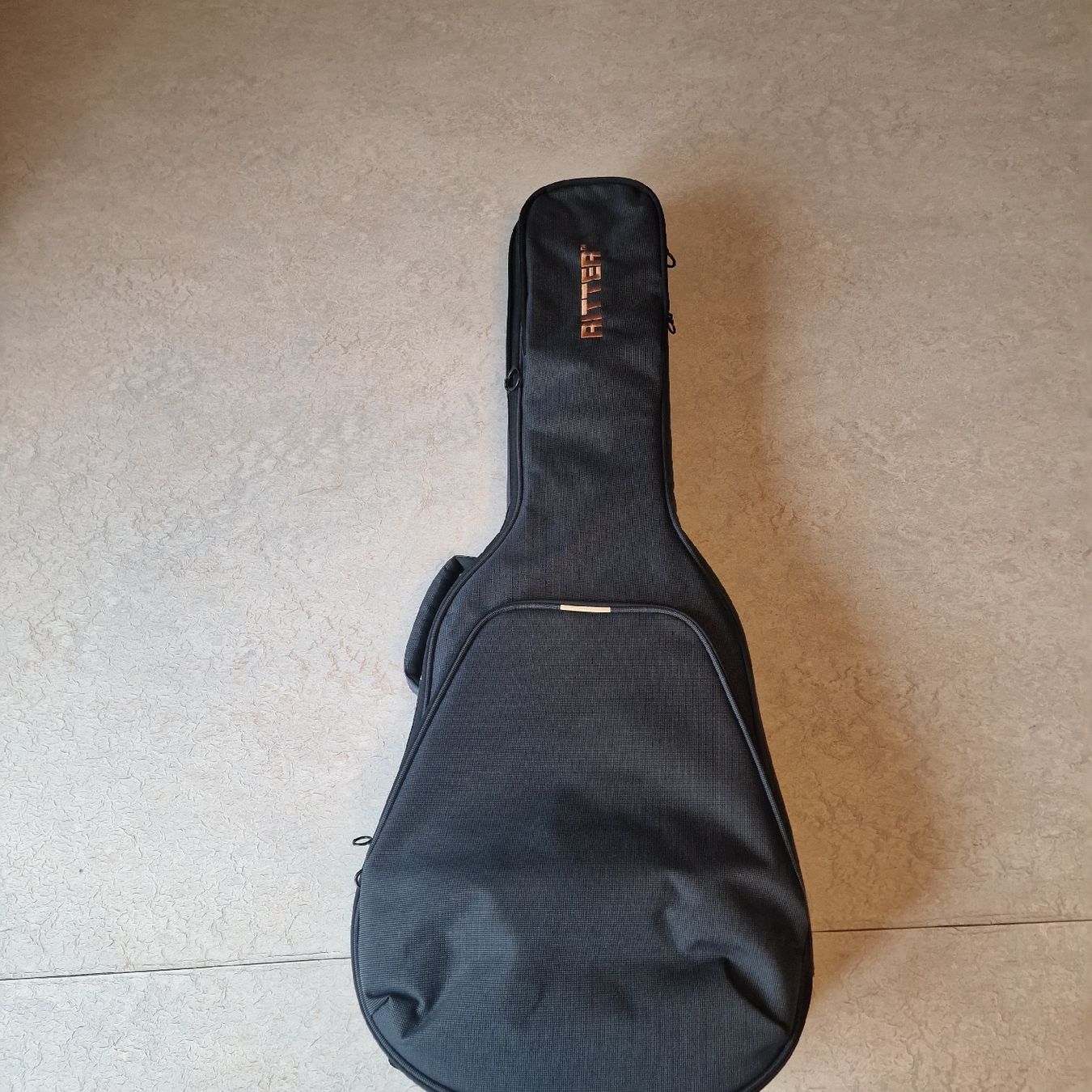 Musikinstrumente: Gitarre Cuenca Schwarz Matte – Gebraucht aus Zürich von Lelela 6