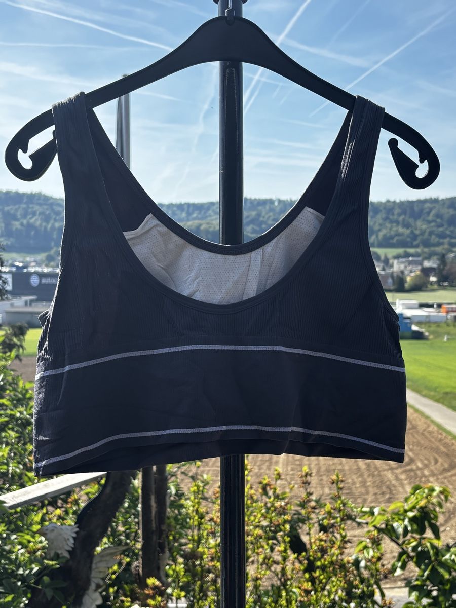 Tops: BH-Top – Neuf (Voir description) à Walterswil SO par Sunshineyupi 1