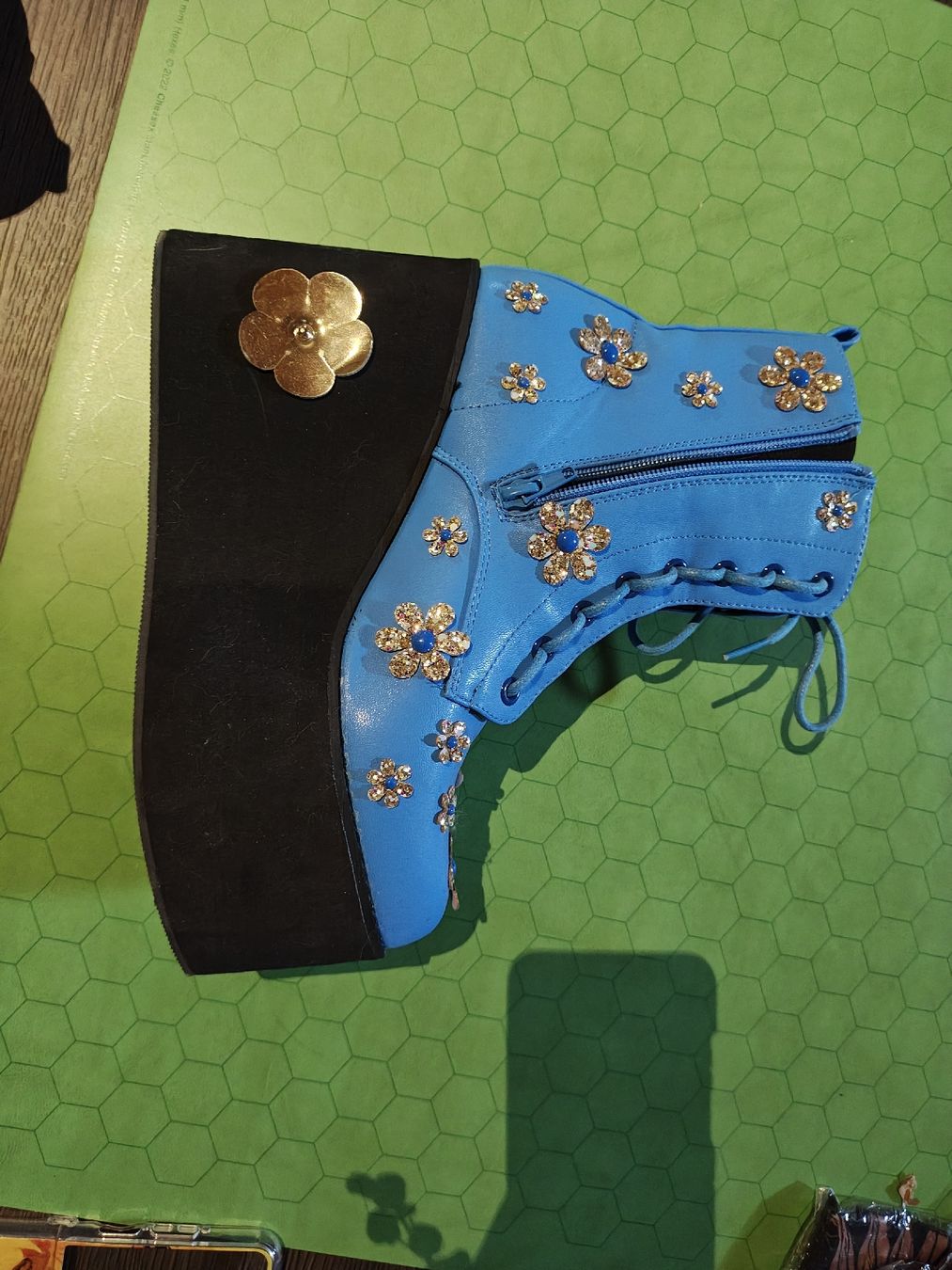 Scarpe da donna: Koi platform boots – Usato da Mönchaltorf venduto da Llyrian 3