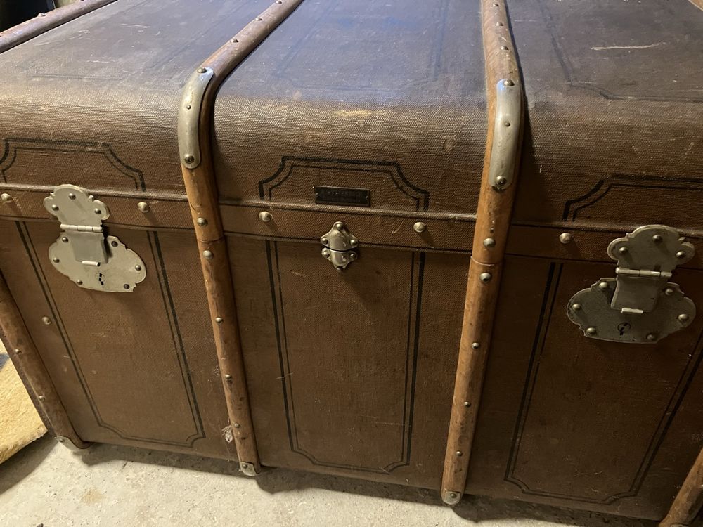 Ancienne Malle De Voyage En Bois Et Métal - À Restaurer - Vintage