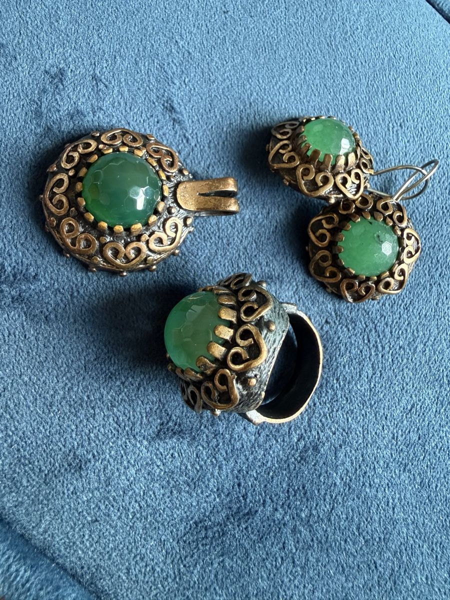 Altri gioielli: Vintage Jade Ring, Pendant & Earrings Set – Nuovo (secondo la descrizione) da Zürich venduto da DEGU 1