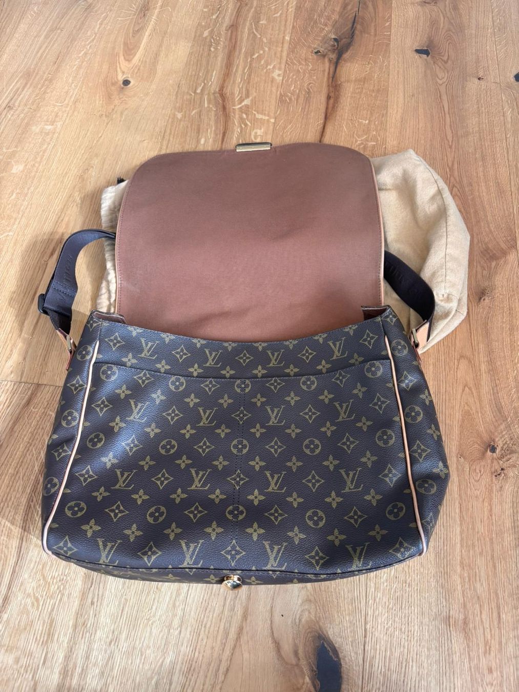 Borse: Sac Louis Vuitton marron authentique avec dustbag! – Usato da La Chaux-de-Fonds venduto da Kent_walker 8