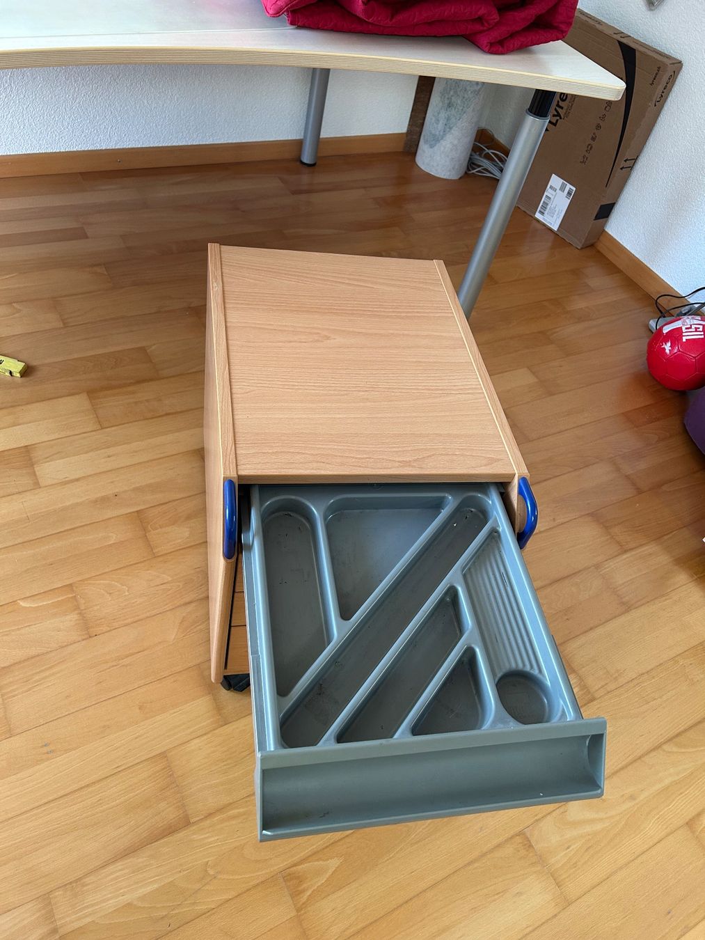 Moll Banconi: Moll Rollcontainer mit 4 Schubladen, Bürocontainer – Usato da Erlen venduto da nin_b8c6 2