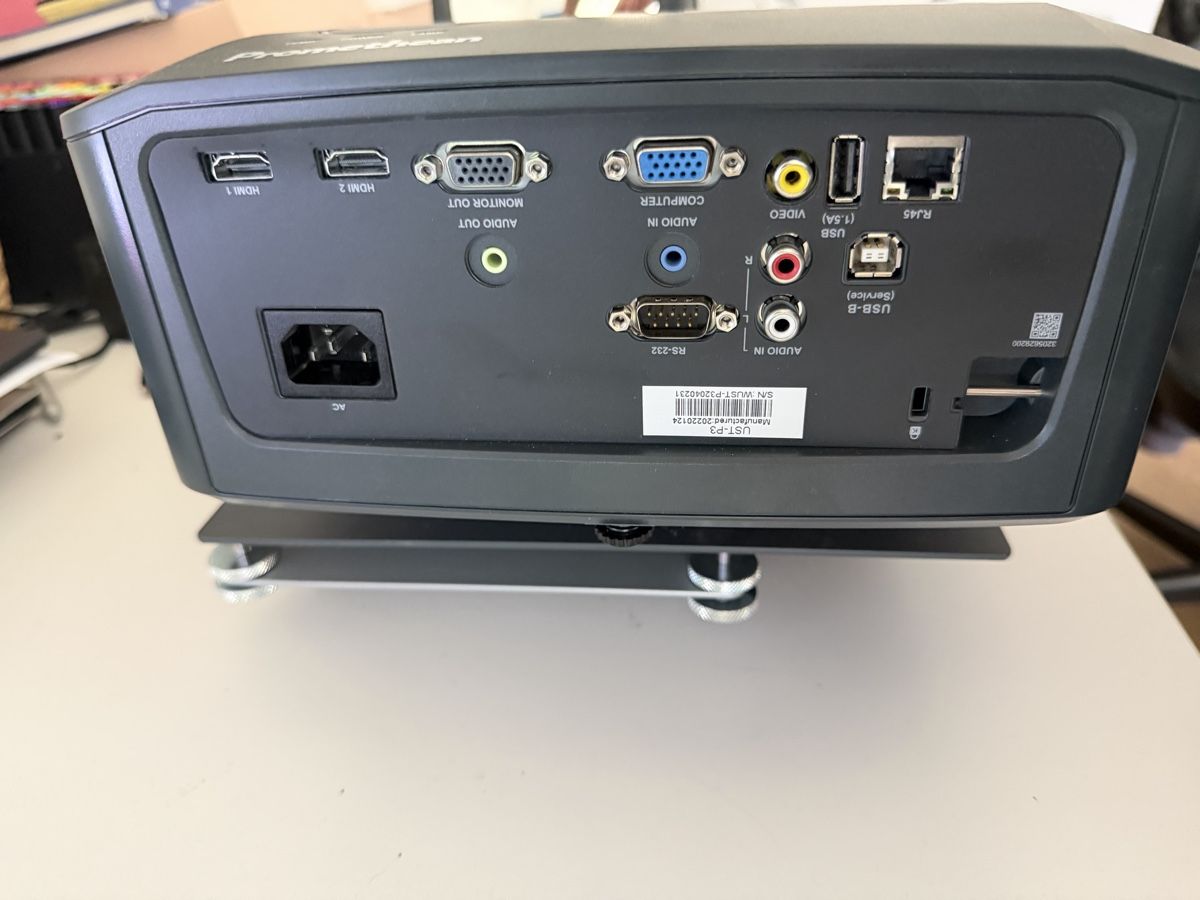 Vidéoprojecteurs: Promethean Spiegel Beamer  – D'occasion à Au SG par Risingson 4