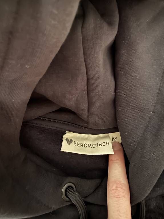 Maglioni & Felpe: Bergmensch Hoody M – Usato da Seedorf UR venduto da Lia_mia 2