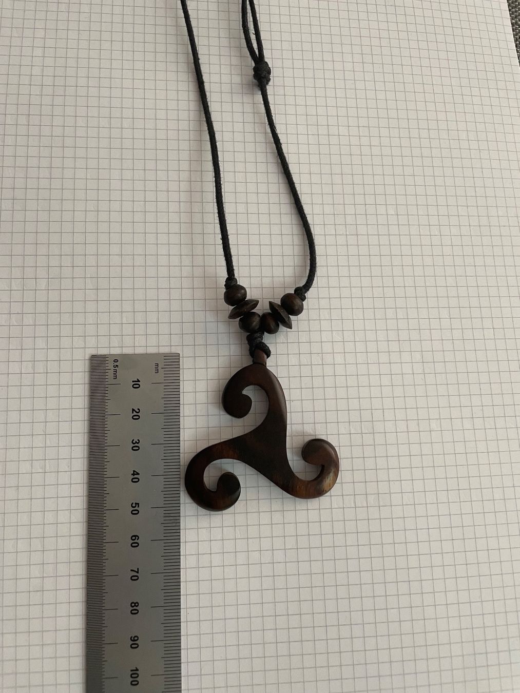 Catenine: Collana ciondolo in legno – Usato da Minusio venduto da jas_ry5h 1