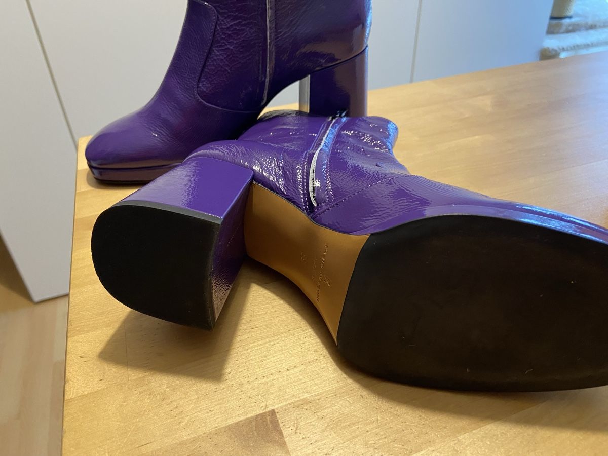 Scarpe da donna: Violette Lackstiefeletten – Nuovo (secondo la descrizione) da Binningen venduto da Dodo21 1