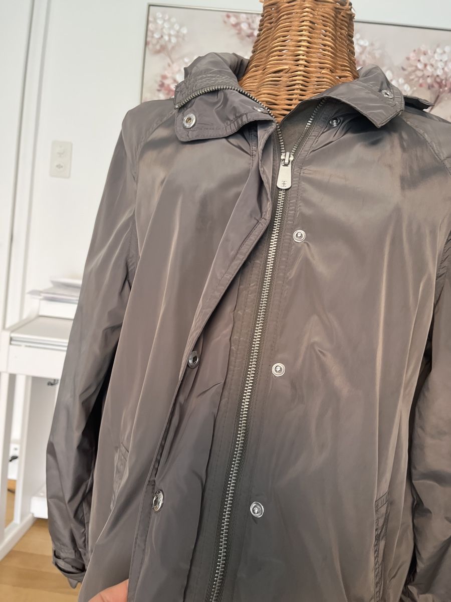 C&A Giacche: Übergangsjacke mit Kapuze, Khaki, 38 – Usato da Solothurn venduto da Bobesch08 6