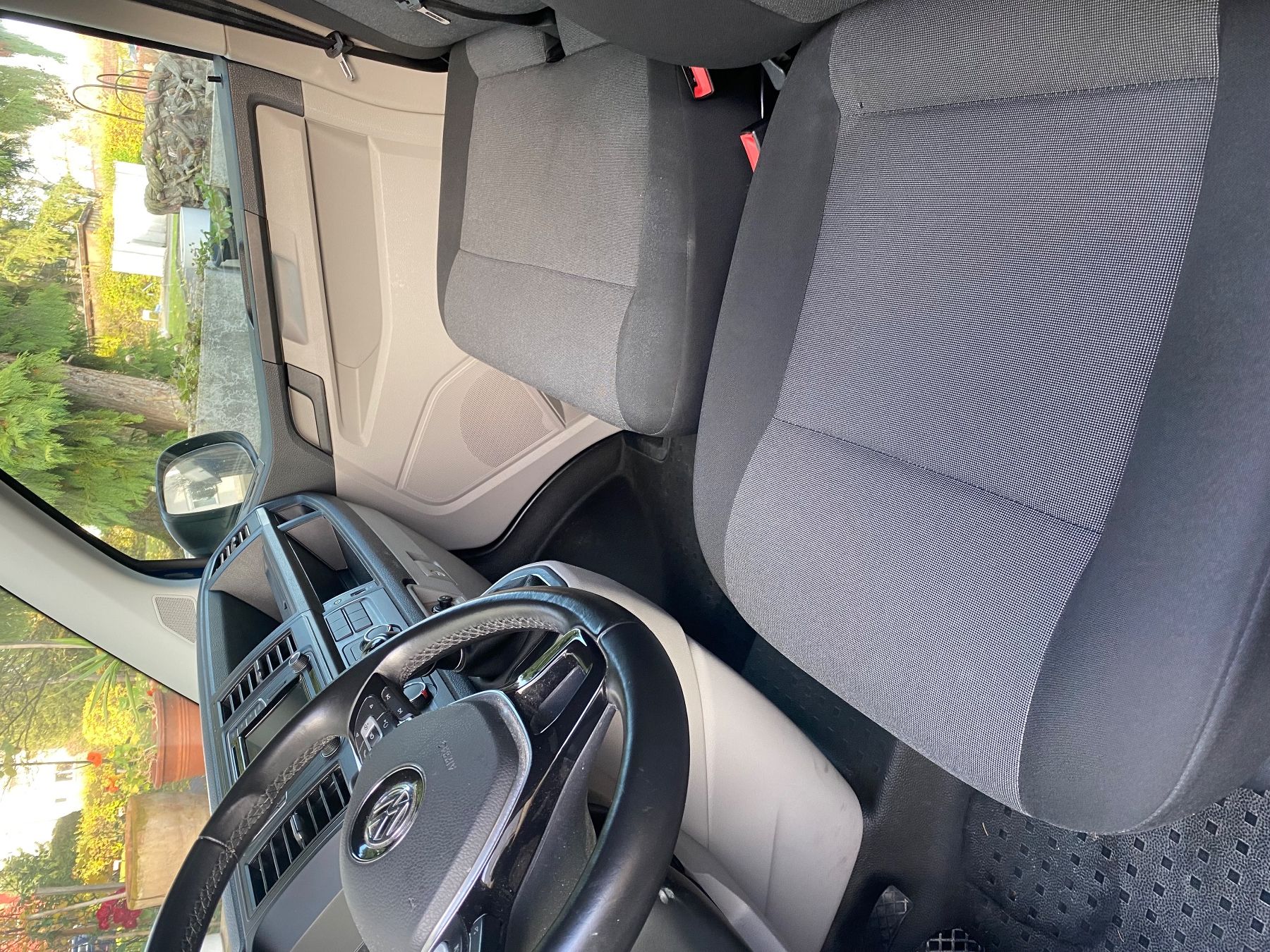 VW Veicoli commerciali: VW T6 Transporter TDI – Usato da Eiken venduto da Xar58 1