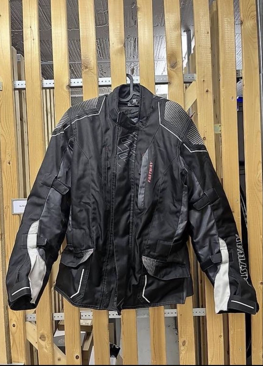 Jacken: Motorcycle Jacket - Men (50) – Neu (gemäss Beschreibung) aus Zürich von mxcs