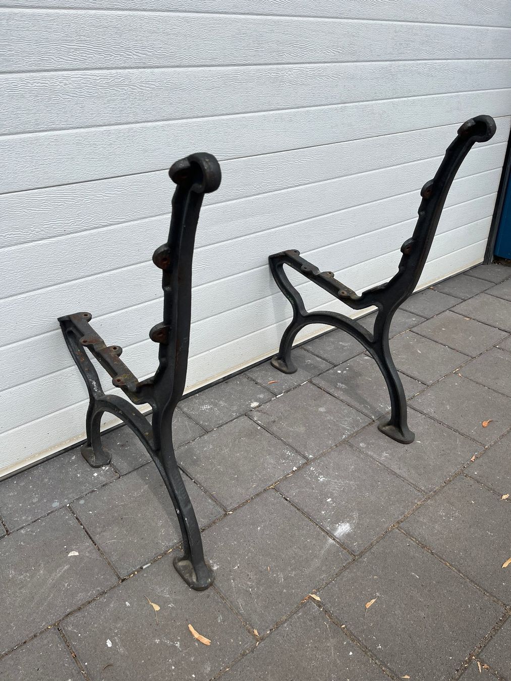 Bänke: Bankfüsse Gusseisen – Gebraucht aus Unterkulm von Fabulirius 4