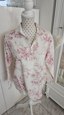 Romantische Bluse mit Rosenmuster, Gr. 38 – Neu