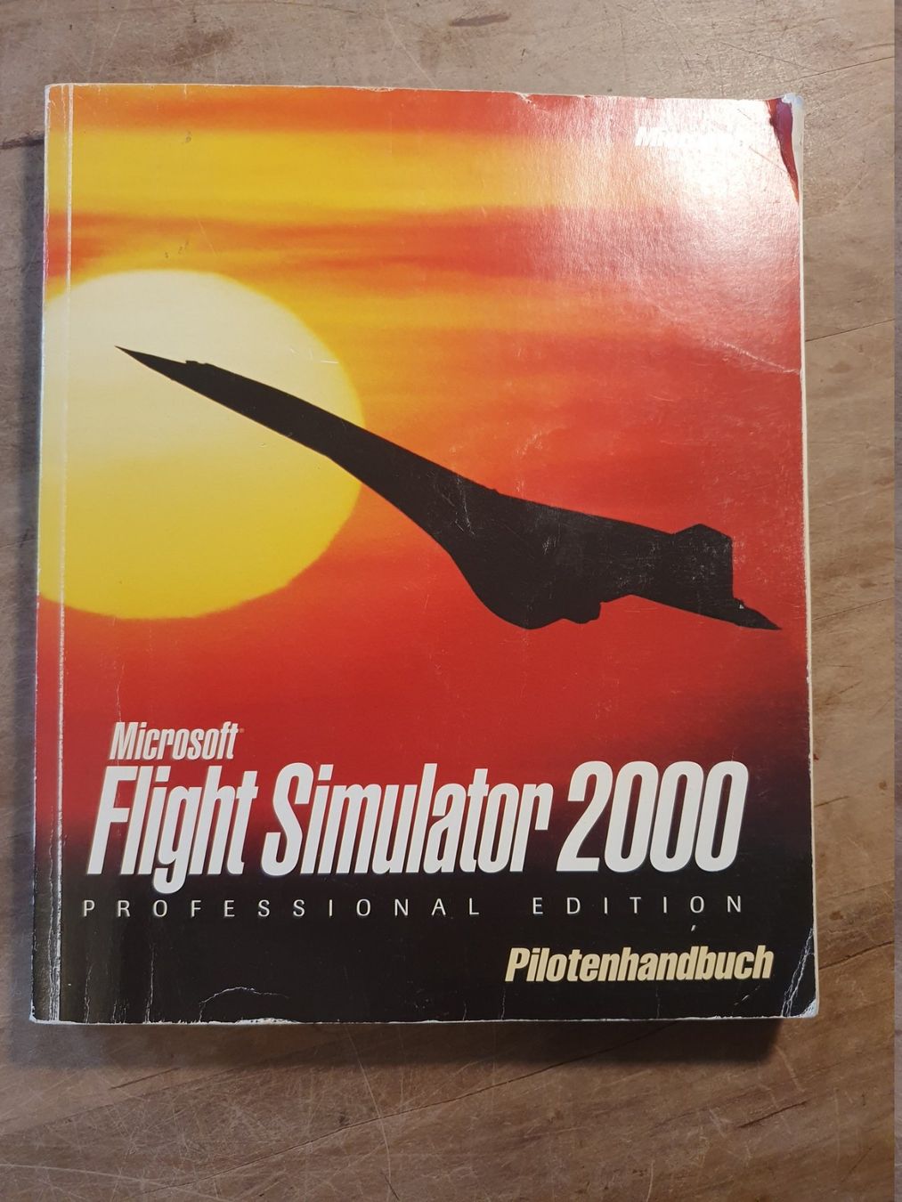 Livres: Microsoft Flight Simulator 2000 Microsoft – D'occasion à Zürich par loosebone