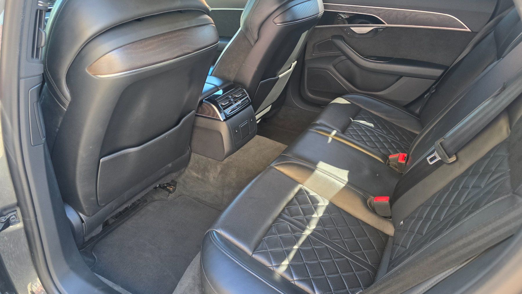 Audi Automobili: AUDI A8 50 TDI quattro tiptronic – Usato da Emmenbrücke venduto da meu_2j8p 5